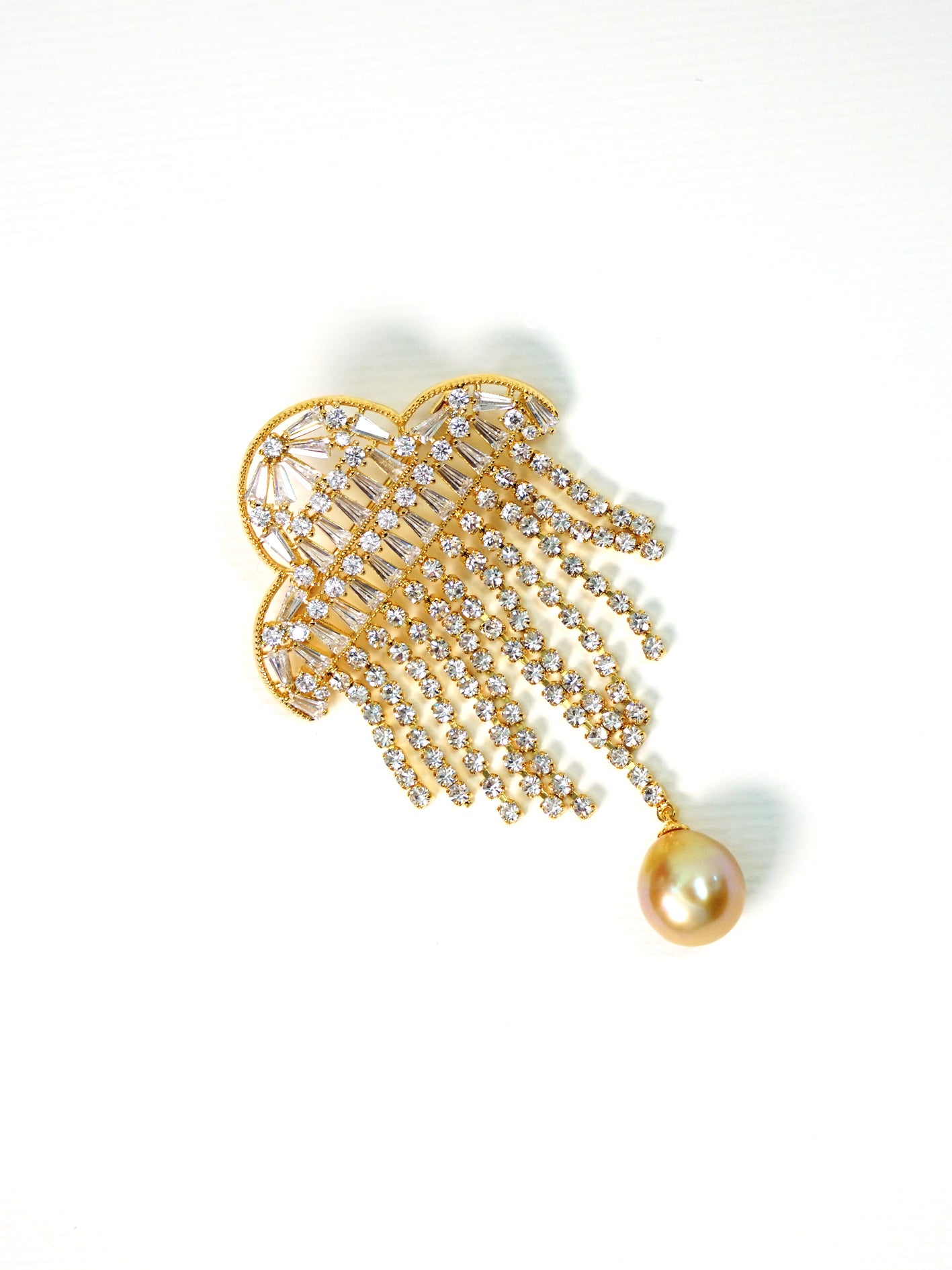 Raindrop Pearl Brooch